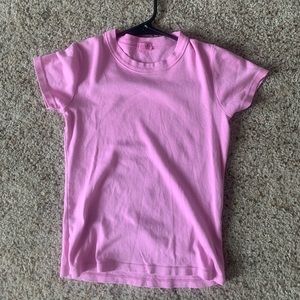 Brandy Melville tee 💖